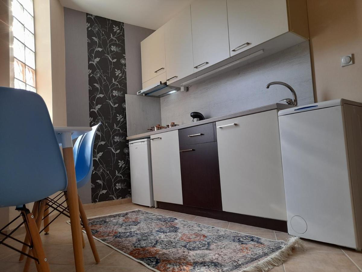 Exantas The Lux-Veria Apartment Ngoại thất bức ảnh