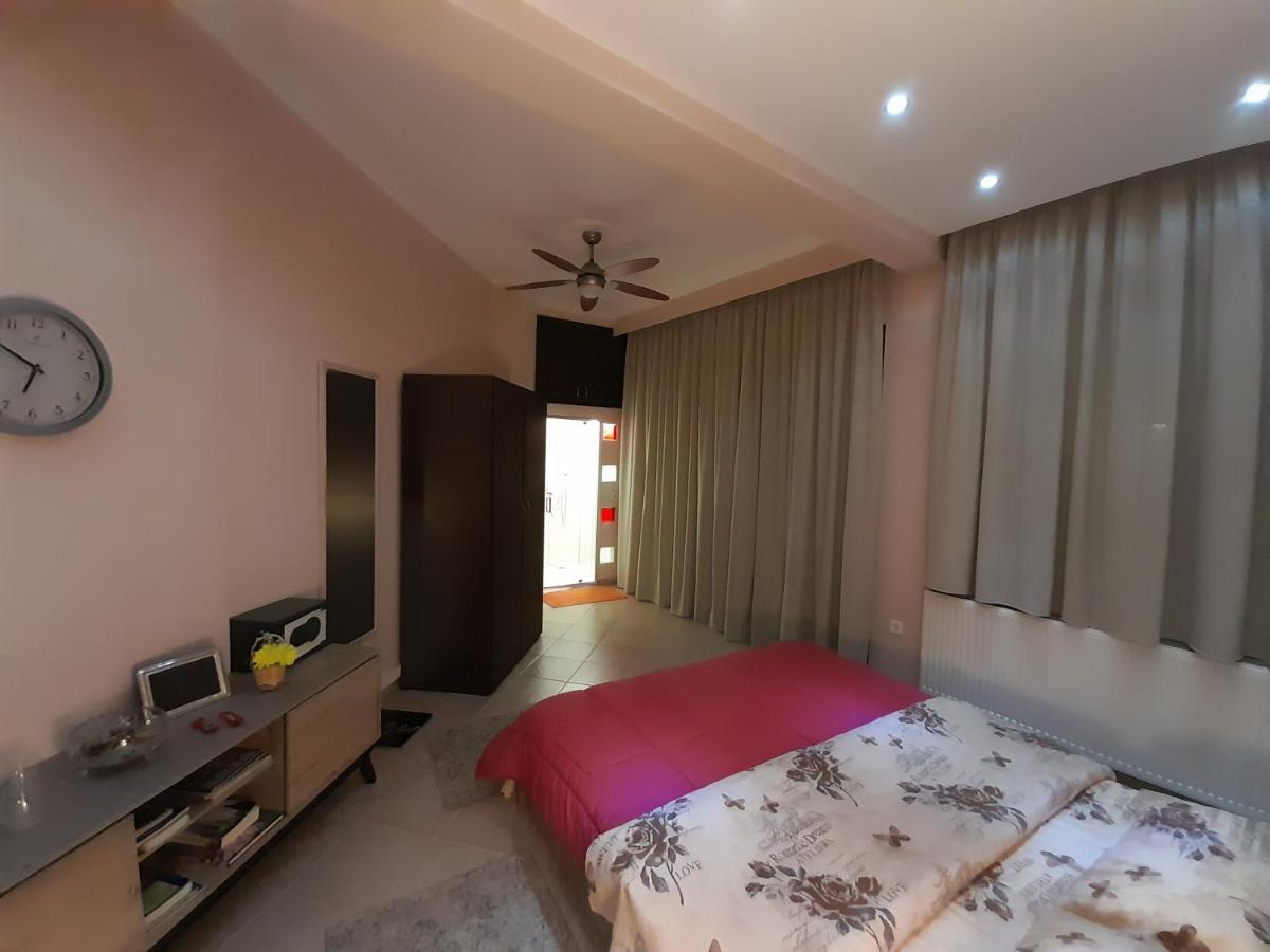 Exantas The Lux-Veria Apartment Ngoại thất bức ảnh