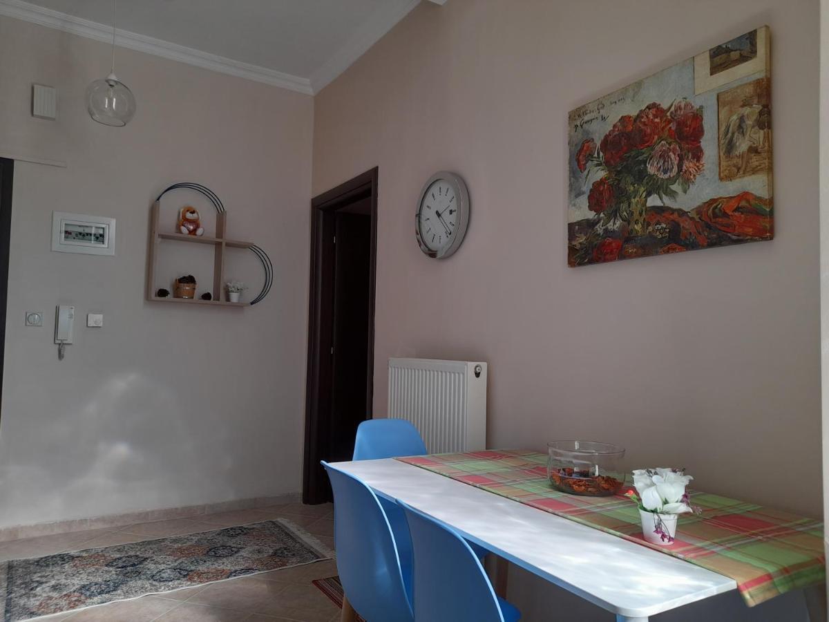 Exantas The Lux-Veria Apartment Ngoại thất bức ảnh